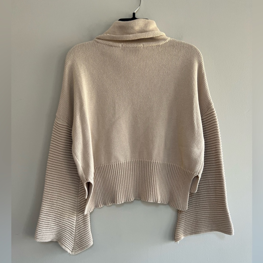 7115 by Szeki Cotton Cowl Neck Bell Sleeve Cropped Sweater in Cream, XS - Picture 2 of 9